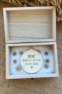 Boîte d'annonce grossesse en bois | Boule de Noël personnalisée