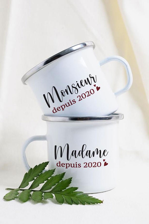 Duo de mugs émaillés - Monsieur & Madame personnalisés