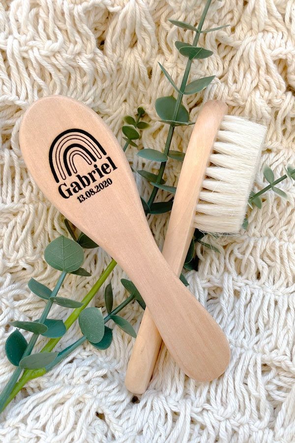 Brosse en bois personnalisée | Arc en ciel