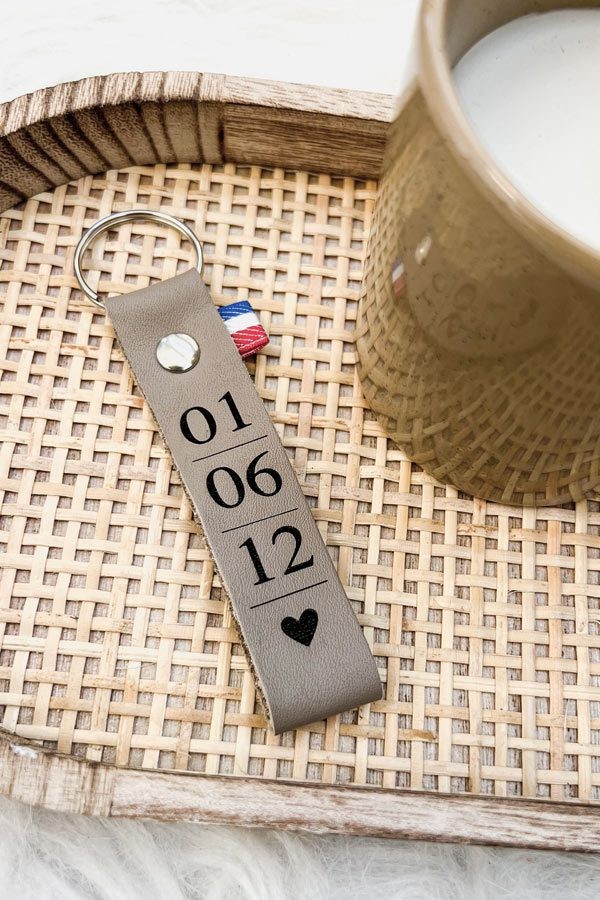 Porte-clés en cuir personnalisé | Date chiffres Porte-clés en cuir personnalisé | Date chiffres