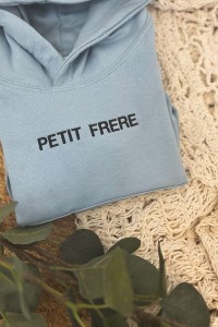 Pull enfant brodé personnalisé | Texte