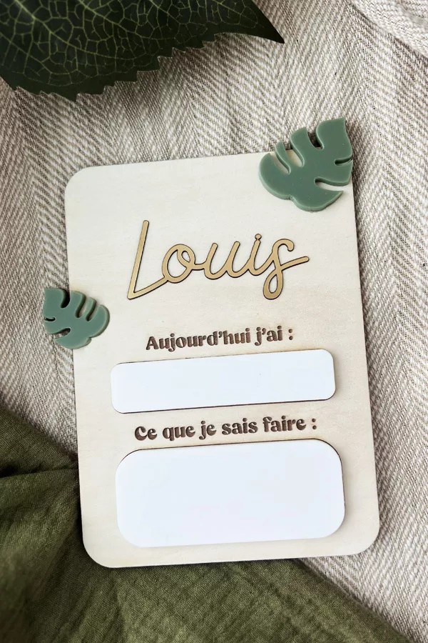 Carte étape en bois personnalisé bébé | Feuilles Carte étape en bois personnalisé bébé | Feuilles